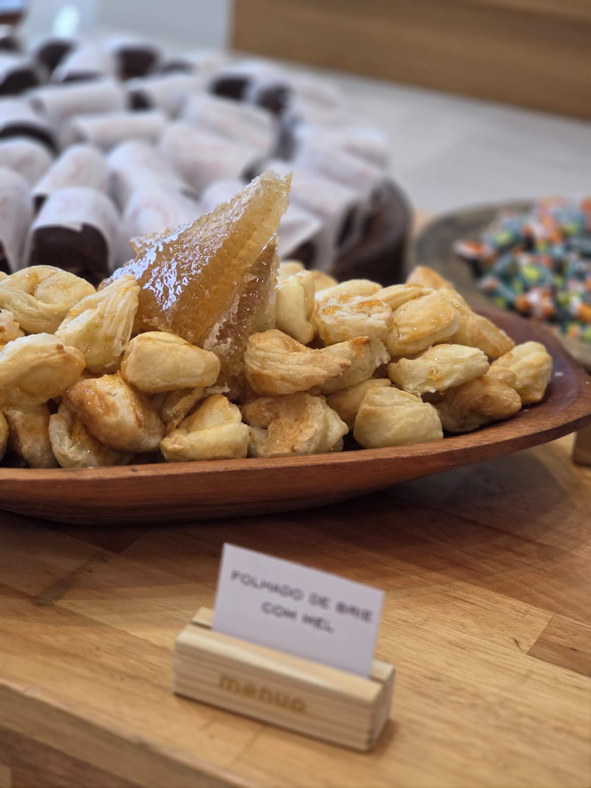 Evento Menuo com buffet montado